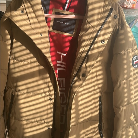 Tommy Hilfiger Men’s Camel Puffer Coat